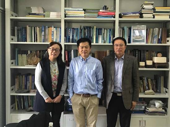 校党委书记杨林等校领导莅临中心视察指导工作